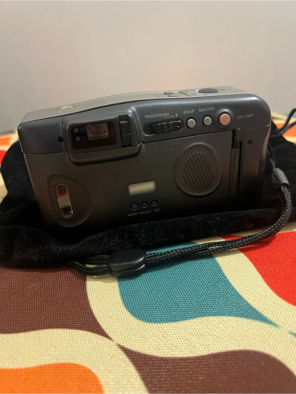 Vintage Samsung Slim Zoom 115A Panorama 35mm film camera with a 38-115mm lens